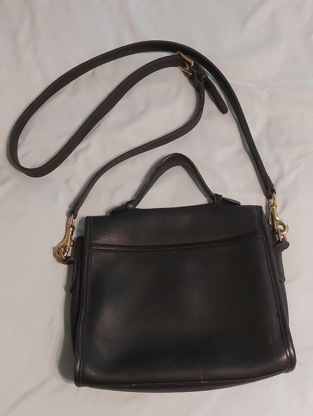 Vintage Coach 9870 Turnlock Black Bag - Picture 3 of 6